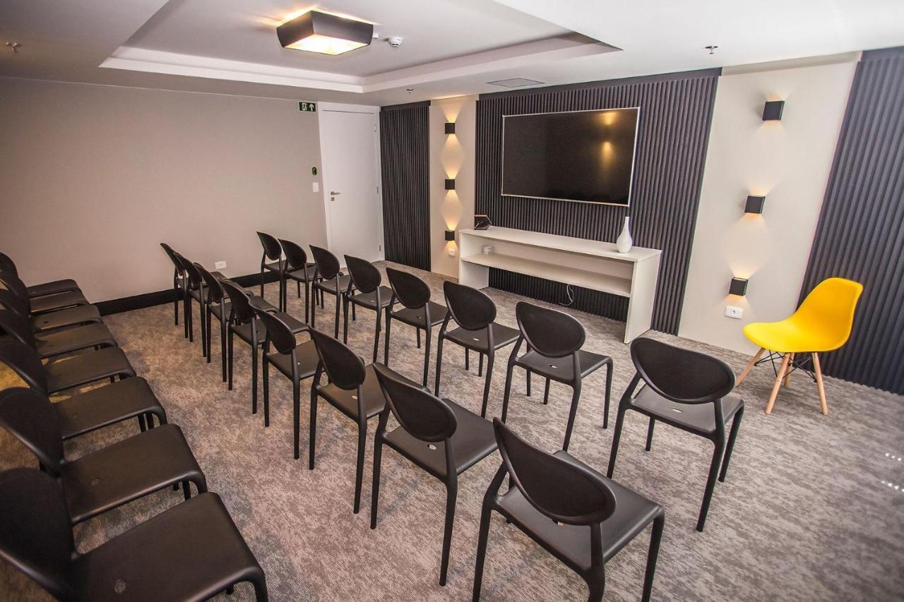 Studio Completo Com Escritorio - All1218 Curitiba Eksteriør bilde