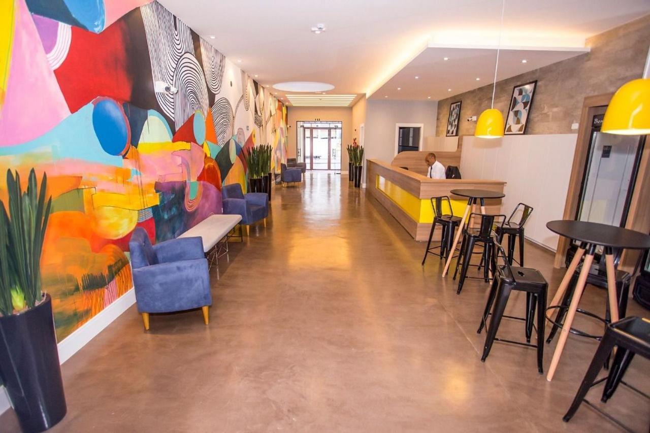 Studio Completo Com Escritorio - All1218 Curitiba Eksteriør bilde